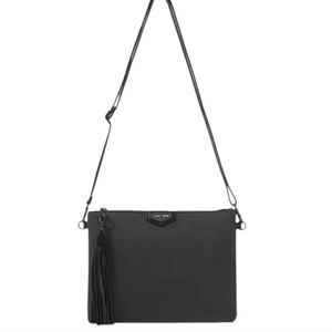 Pixie Mood NWT Michelle Clutch Crossbody Faux Leather Black Wristlet Clutch